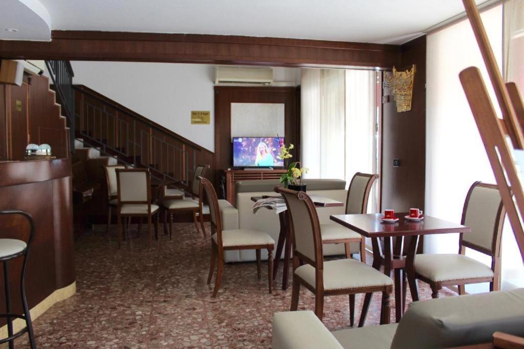 Depandance Hori Balconata 2 Punto 0 Hotell Lucera Exteriör bild